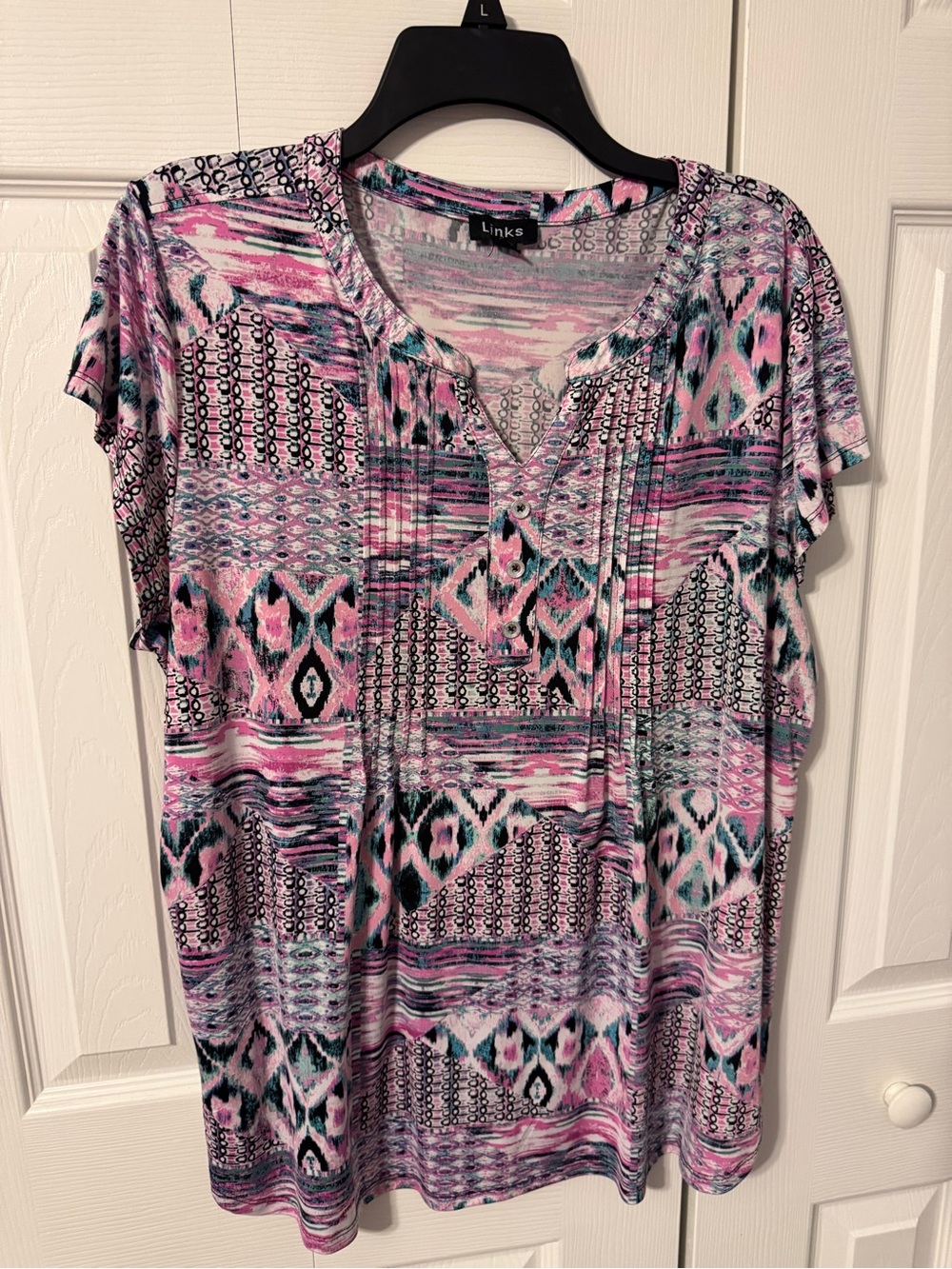 Links Pink Teal Black Geometric Print Short Sleeve Top